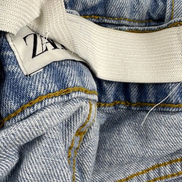 Zara Womens High-Waist Distressed Denim Shorts  Sz 6 Raw Hem Elastic Waistband - Picture 5 of 14